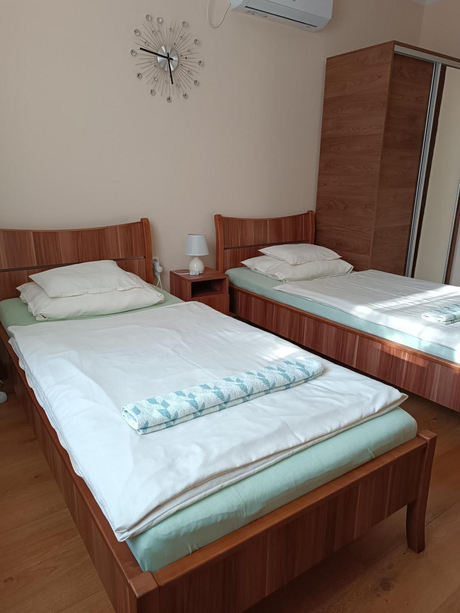 Bed and Breakfast Szilvia Panzió Gyomaendrőd Exterior foto